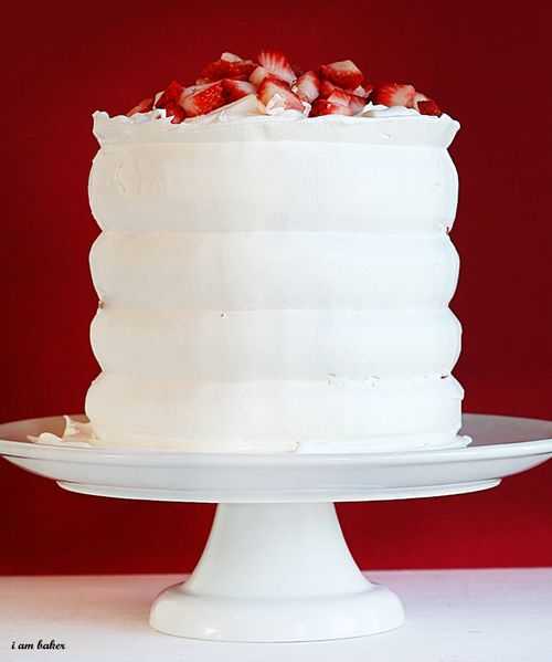Red Velvet Strawberry Shortcake #shortcake #cake #strawberry