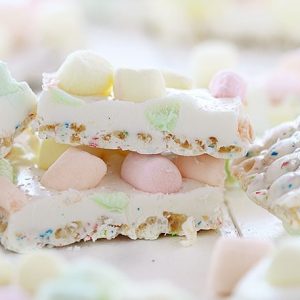 White Chocolate Krispy Marshmallow Bark!