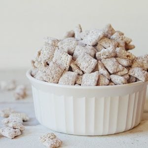 Pumpkin Spice Puppy Chow!