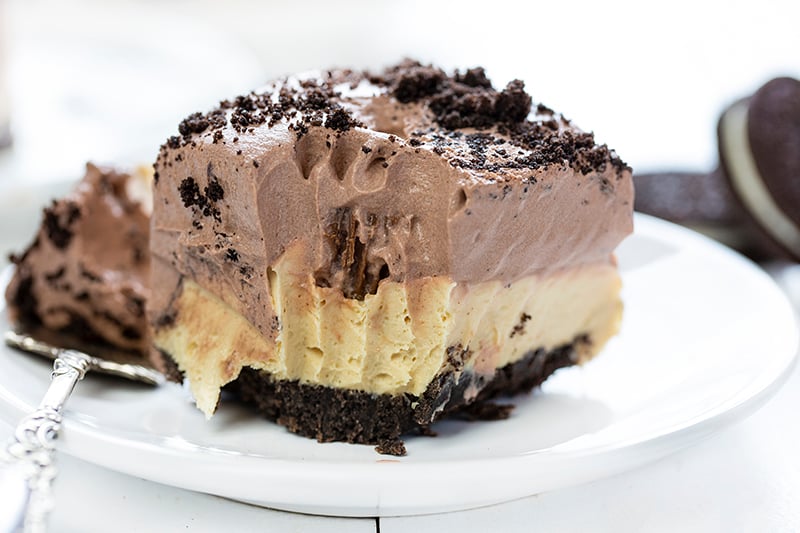 Plate of Peanut Butter Oreo Dessert.